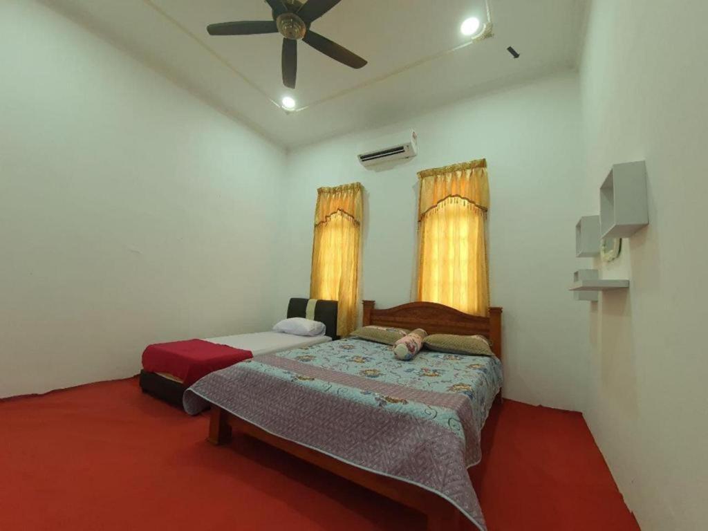 OYO 90404 Hotel Z Dirgahayu 313 Pasir Mas Bagian luar foto