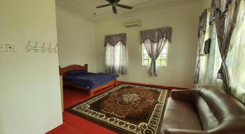 OYO 90404 Hotel Z Dirgahayu 313 Pasir Mas Bagian luar foto